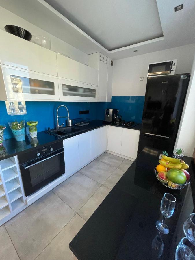 Luxury Blue Apartment By Marta Radom Bagian luar foto